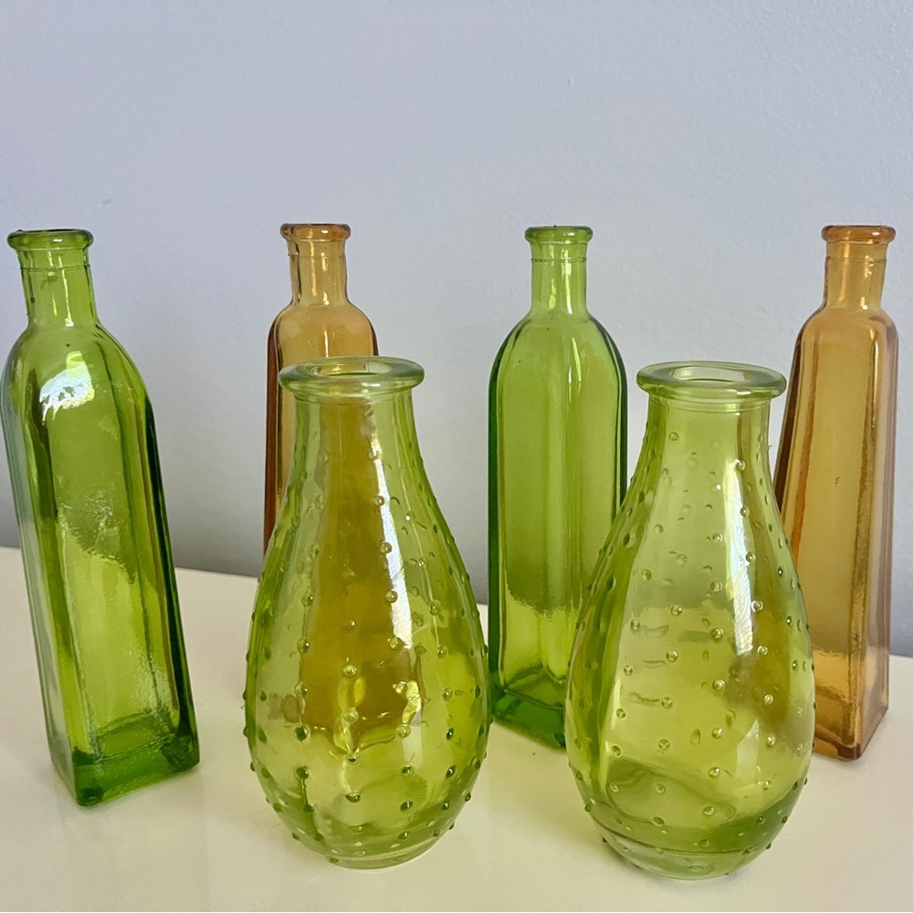 6 Yellow and Green Glass Vases